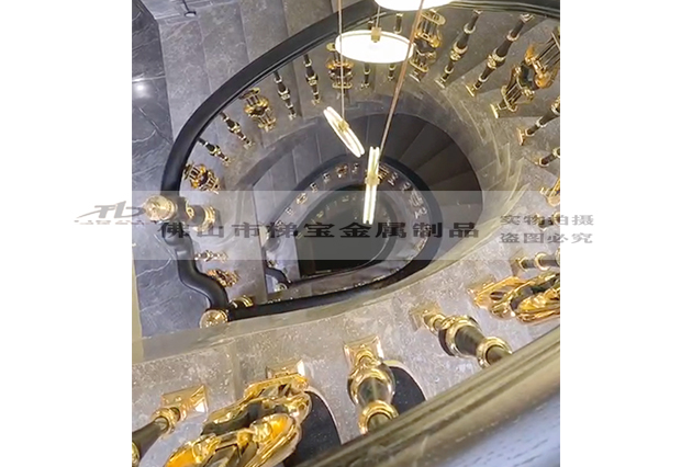 客户定制的铜楼梯扶手有哪些优势呢?