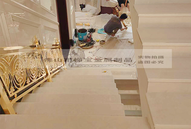 别墅铜楼梯扶手重要的设计要点案例